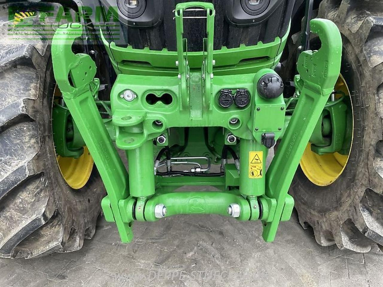 John Deere 6r 175 - Traktor: foto 4 John Deere 6r 175 - Traktor: foto 4