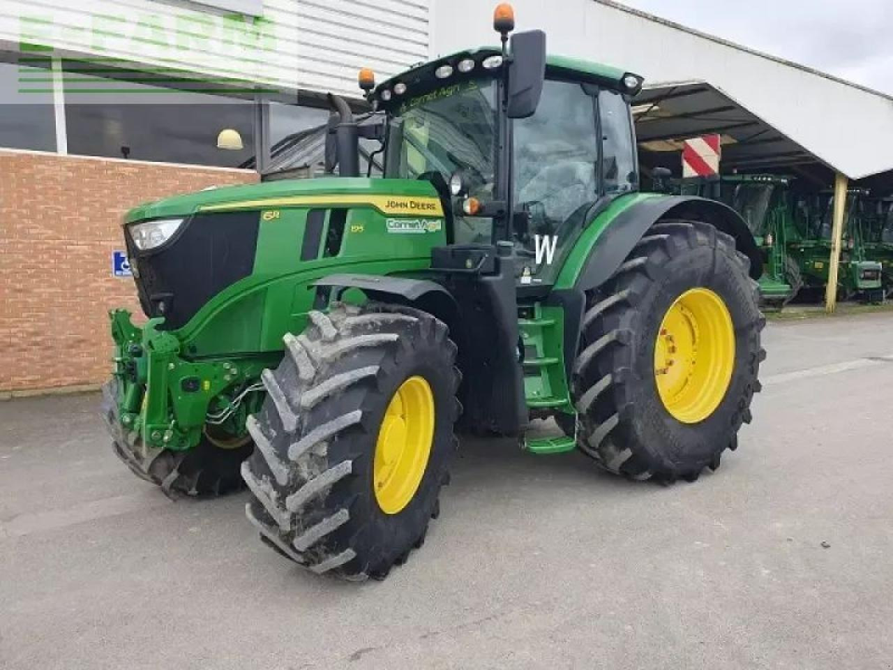 John Deere 6r 195 - Traktor: foto 1 John Deere 6r 195 - Traktor: foto 1