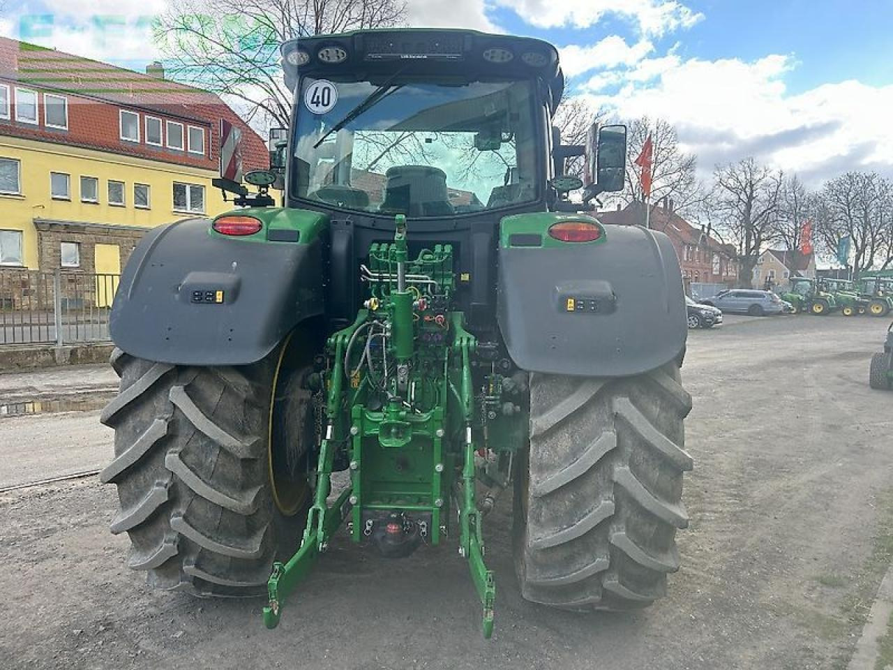 John Deere 6r 215 - Traktor: foto 5 John Deere 6r 215 - Traktor: foto 5