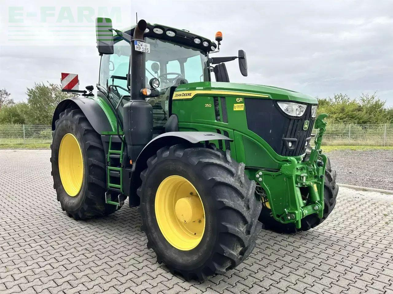 John Deere 6r 250 certified used - Traktor: foto 5 John Deere 6r 250 certified used - Traktor: foto 5