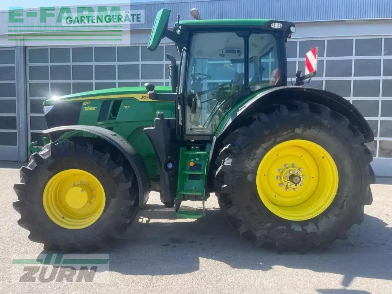 John Deere 6r195 / 6r 195 - Traktor: foto 2 John Deere 6r195 / 6r 195 - Traktor: foto 2