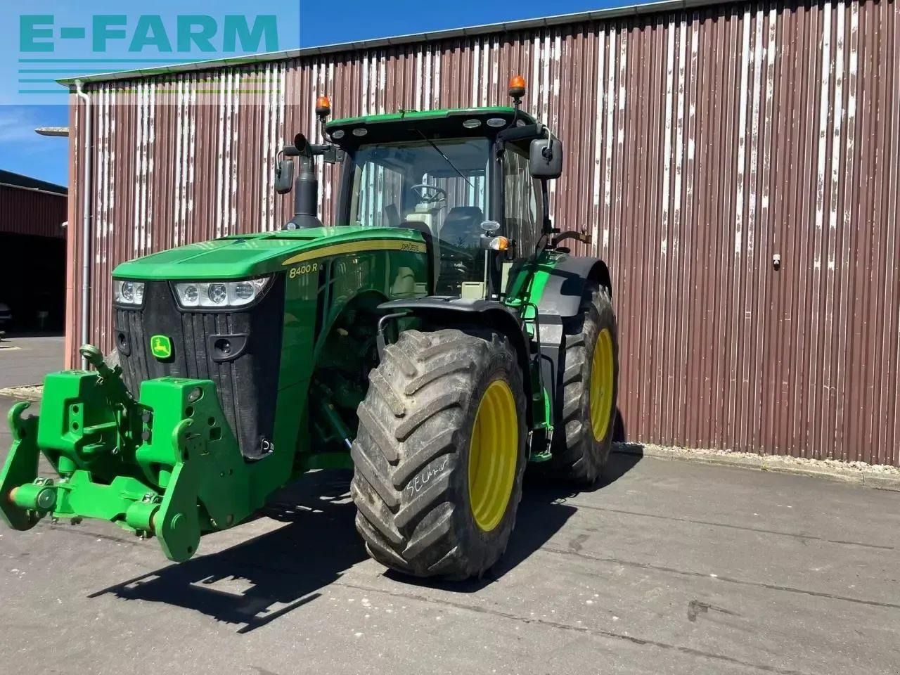 John Deere 8400r - Traktor: foto 1 John Deere 8400r - Traktor: foto 1