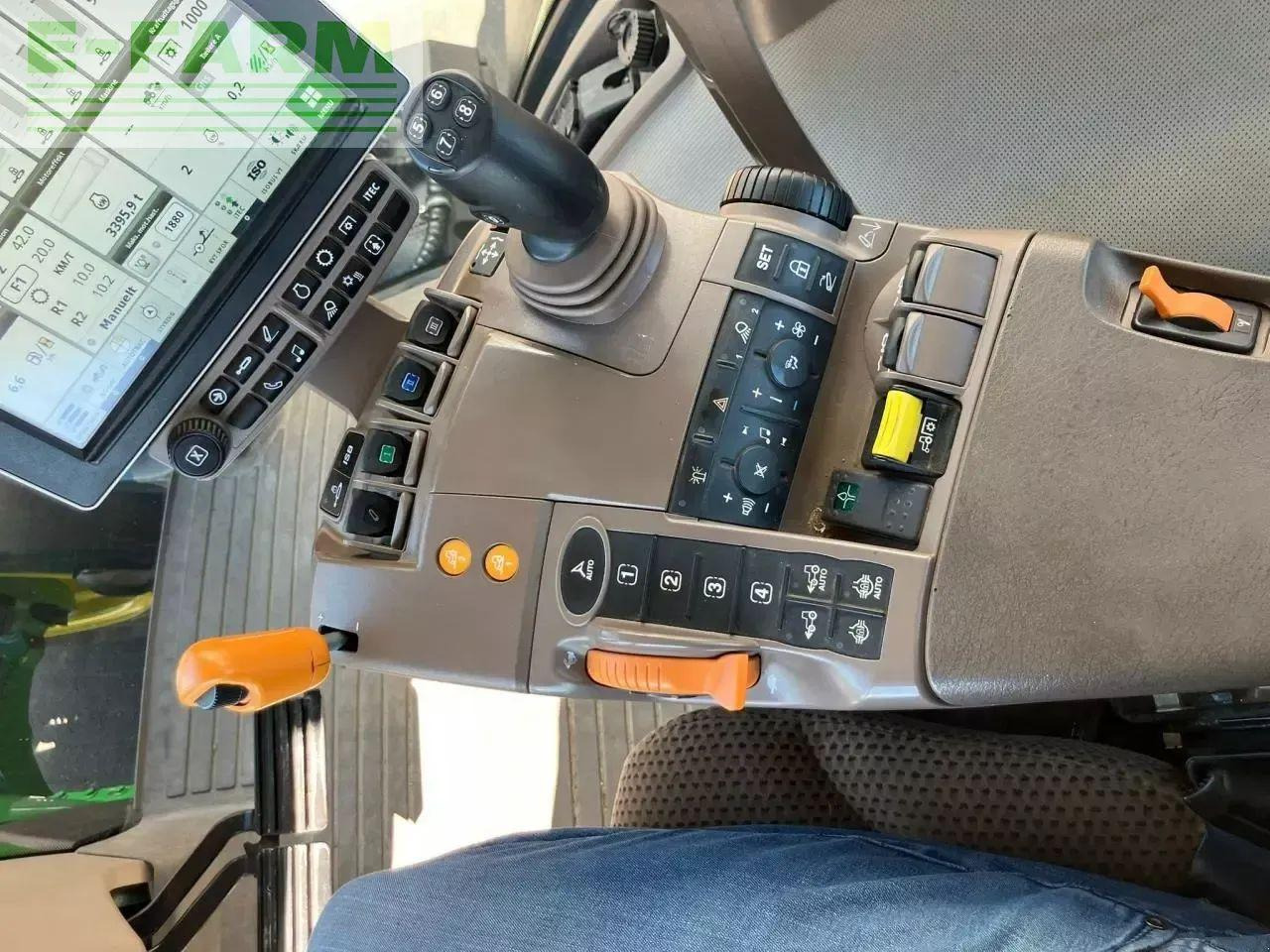 John Deere 8400r - Traktor: foto 4 John Deere 8400r - Traktor: foto 4