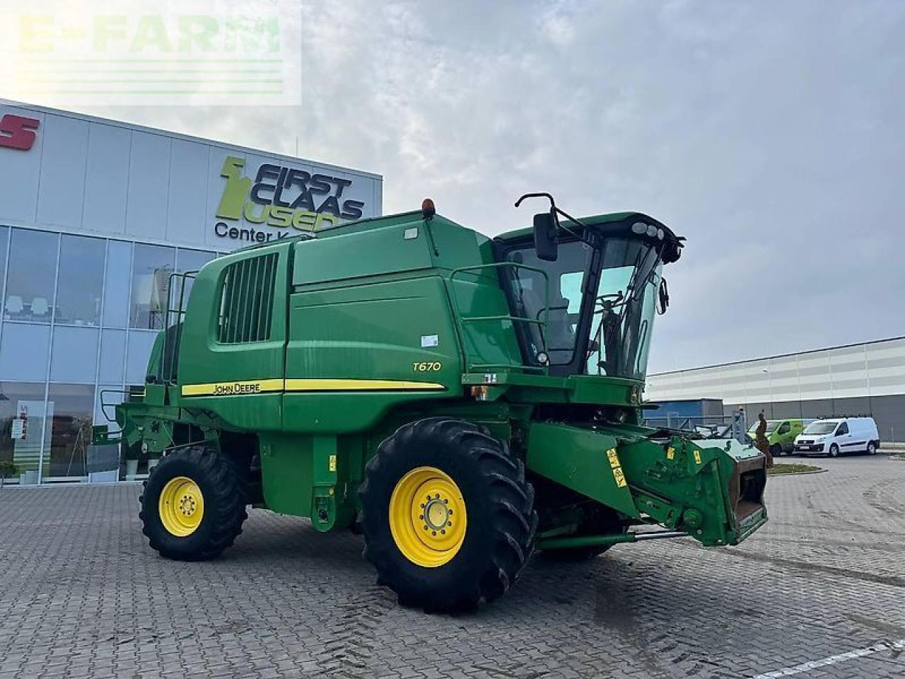 John Deere t670 - Autokombajnë: foto 1 John Deere t670 - Autokombajnë: foto 1