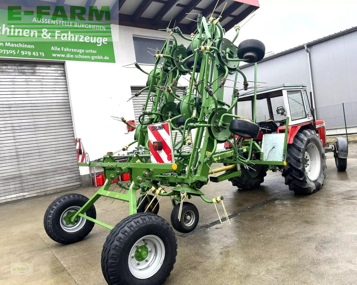 Krone kwt 11.22/10 - ein 10-er kreiselheuer mit fahrwerk - Barkthyese/ Shkundës bari: foto 5 Krone kwt 11.22/10 - ein 10-er kreiselheuer mit fahrwerk - Barkthyese/ Shkundës bari: foto 5