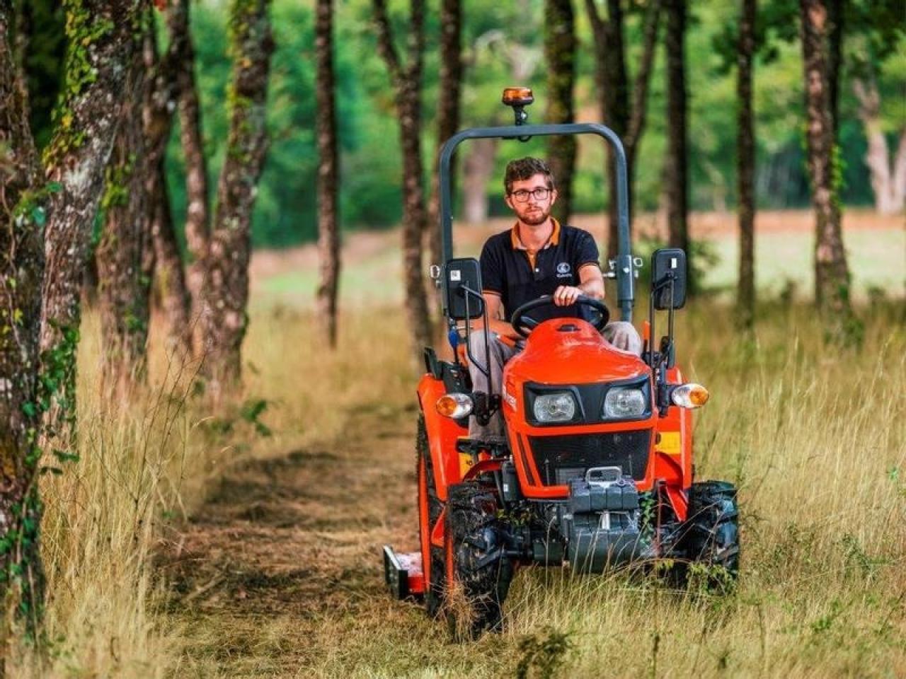Traktor Kubota b2-261 hydrostat: foto 7