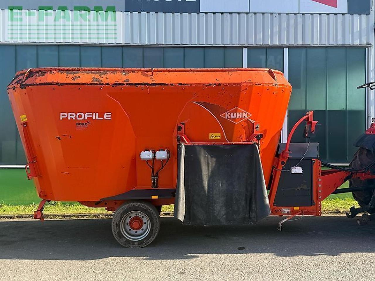 Kuhn futtermischwagen 1670 - Pajisje blegtorale: foto 2 Kuhn futtermischwagen 1670 - Pajisje blegtorale: foto 2