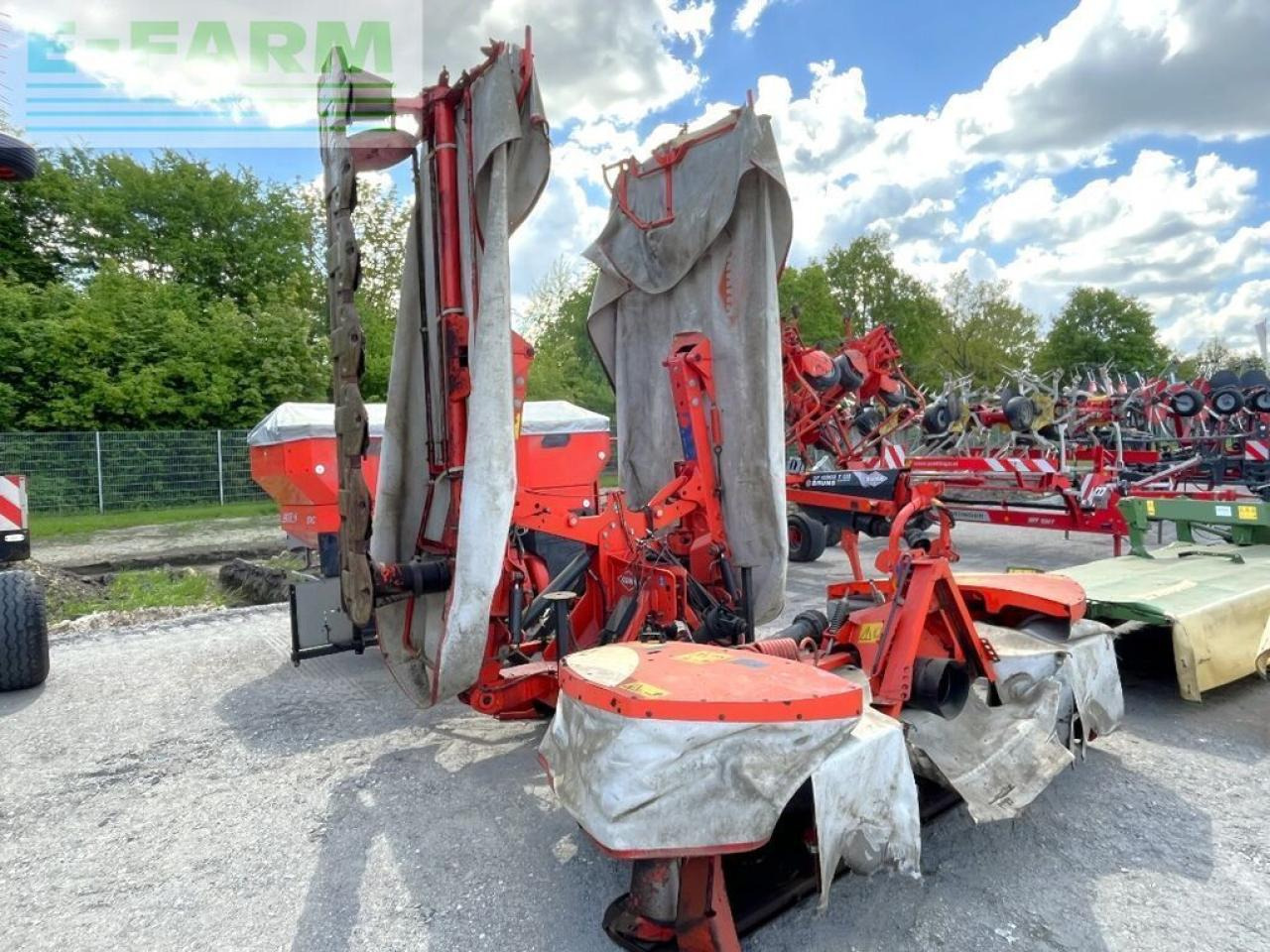 Kuhn gmd 8730 - ff + gmd 3120 f - ff, mähwerkkombinat - Korrëse bari: foto 1 Kuhn gmd 8730 - ff + gmd 3120 f - ff, mähwerkkombinat - Korrëse bari: foto 1