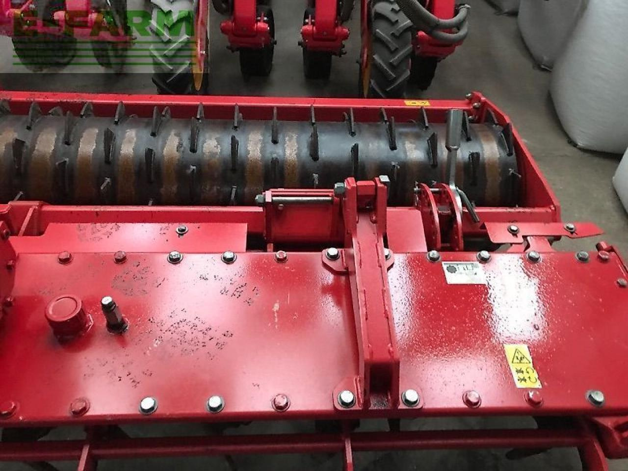 Pajisje për lirimin e tokës Kverneland ng-h 101 f30: foto 7 Pajisje për lirimin e tokës Kverneland ng-h 101 f30: foto 7