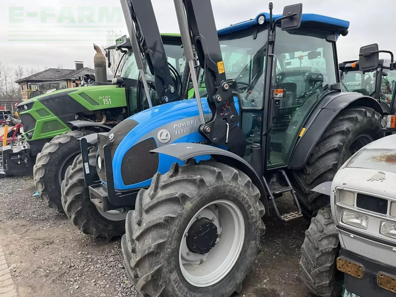 Landini powerfarm 100 - Traktor: foto 1 Landini powerfarm 100 - Traktor: foto 1