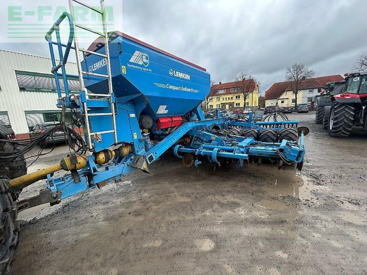 Lemken compact solitair 9/600 kk - Mbjellëse në radhë: foto 1 Lemken compact solitair 9/600 kk - Mbjellëse në radhë: foto 1