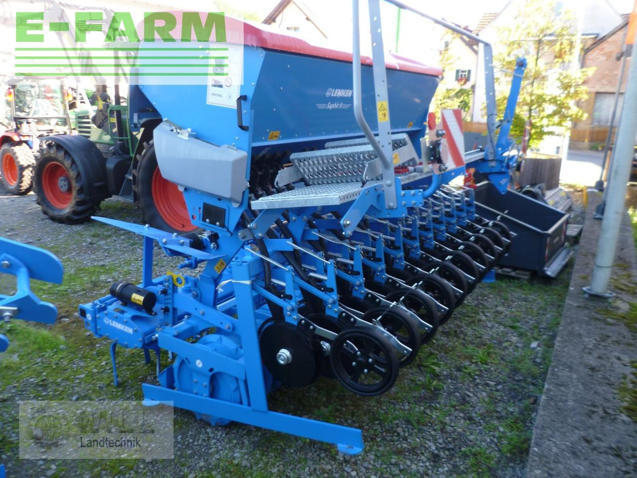 Lemken zirkon 8/300 + saphir 7/300 - Mbjellëse e kombinuar në radhë: foto 2 Lemken zirkon 8/300 + saphir 7/300 - Mbjellëse e kombinuar në radhë: foto 2