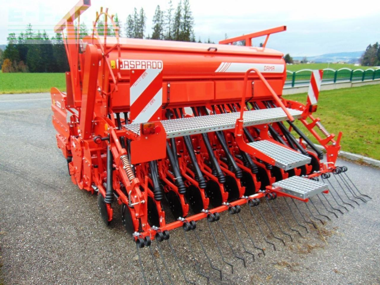 Maschio dama dc combi 3000 säkombination - Mbjellëse e kombinuar në radhë: foto 4 Maschio dama dc combi 3000 säkombination - Mbjellëse e kombinuar në radhë: foto 4