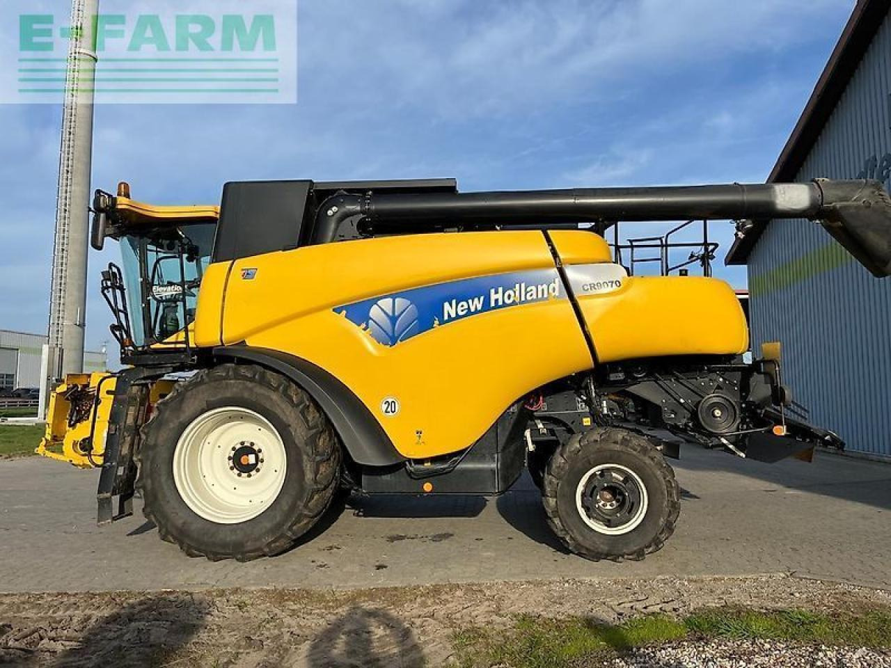Autokombajnë New Holland cr 9070: foto 8