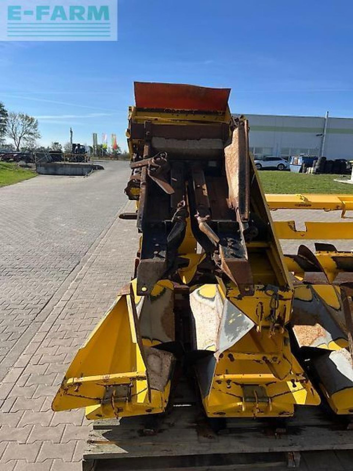 Autokombajnë New Holland cr 9070: foto 15