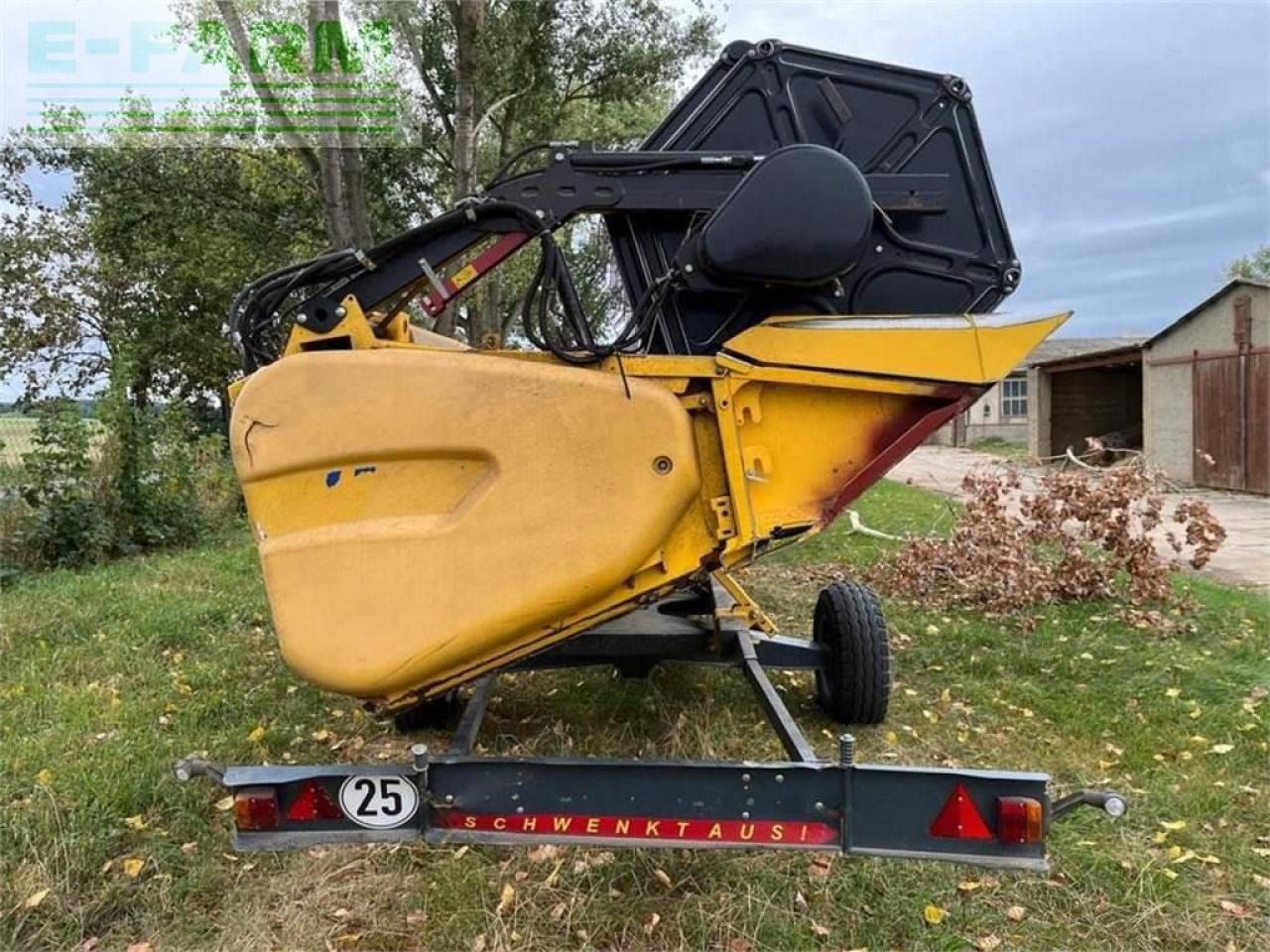 Autokombajnë New Holland cr 9070: foto 21