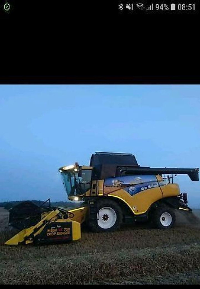 New Holland cr 9070 elevation - Autokombajnë: foto 1 New Holland cr 9070 elevation - Autokombajnë: foto 1
