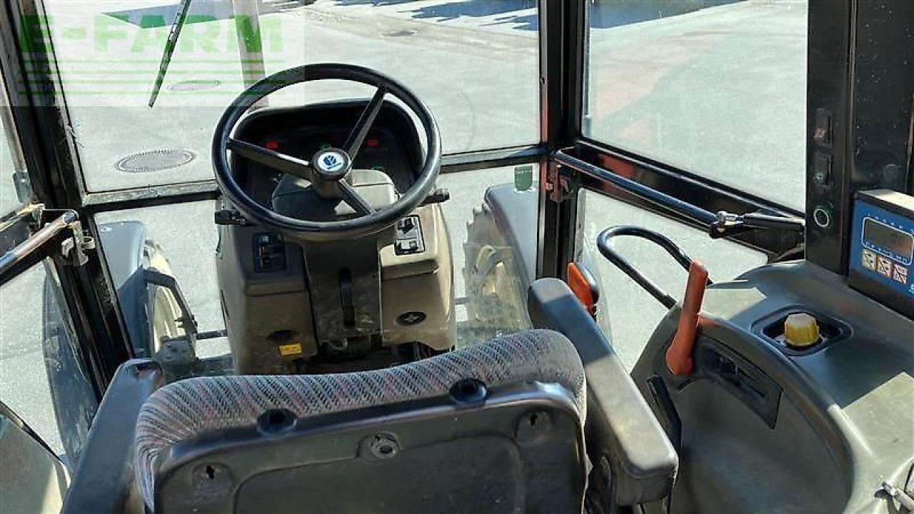 New Holland l65 - Traktor: foto 5 New Holland l65 - Traktor: foto 5