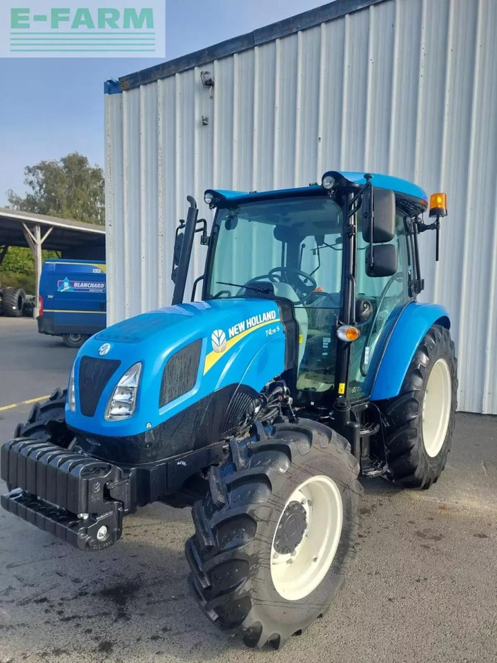 New Holland t4s.75 S - Traktor: foto 1 New Holland t4s.75 S - Traktor: foto 1