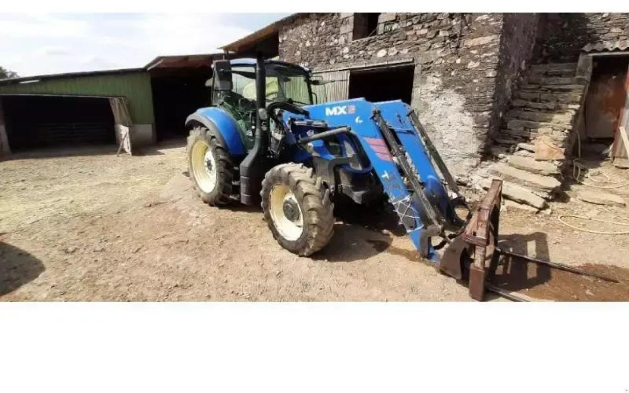 New Holland t5-100ec EC - Traktor: foto 2 New Holland t5-100ec EC - Traktor: foto 2