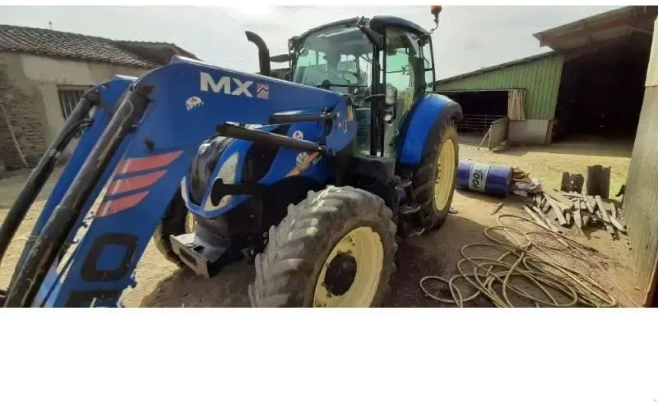 New Holland t5-100ec EC - Traktor: foto 1 New Holland t5-100ec EC - Traktor: foto 1
