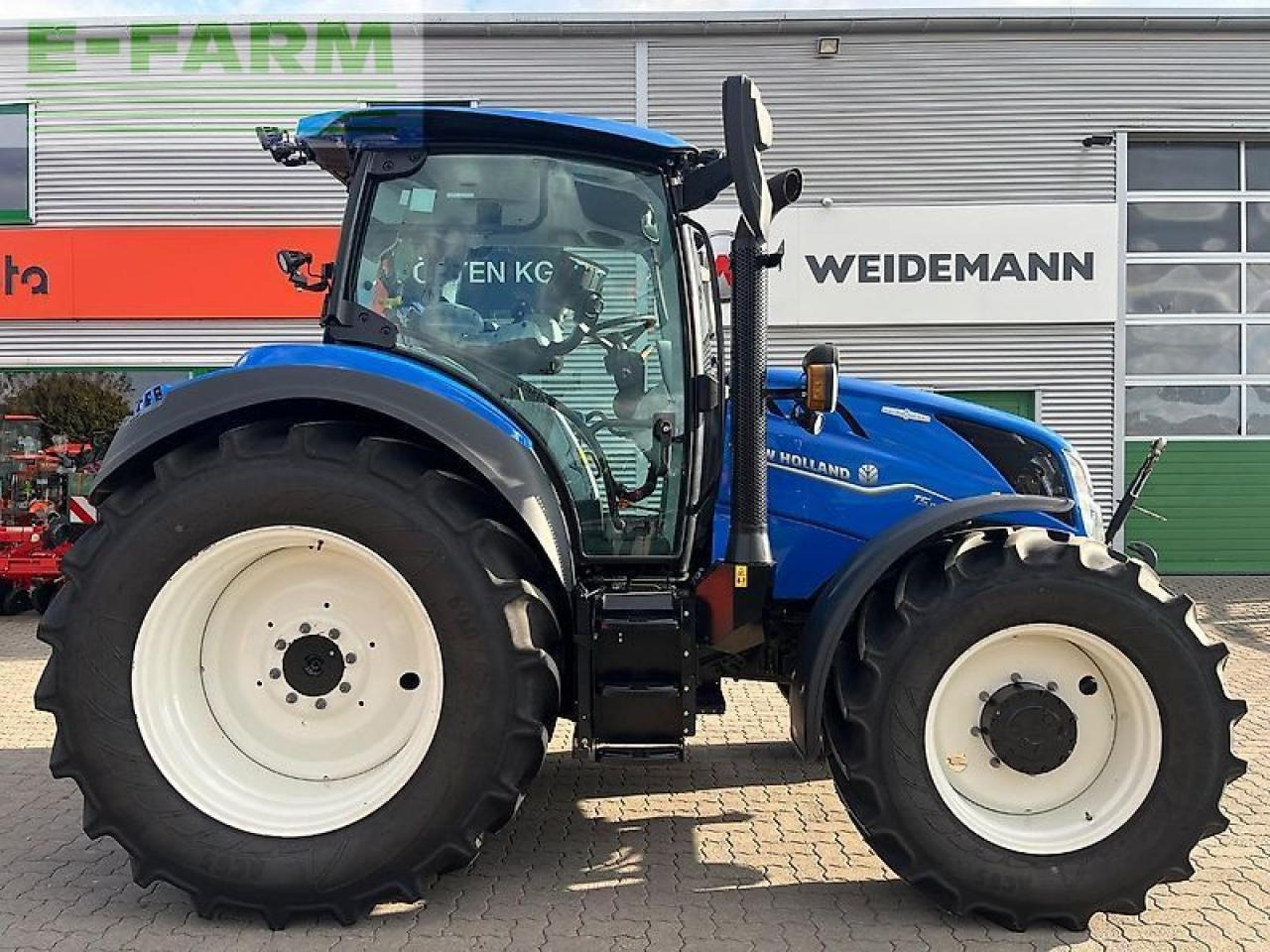 New Holland t5.110 auto command - Traktor: foto 1 New Holland t5.110 auto command - Traktor: foto 1