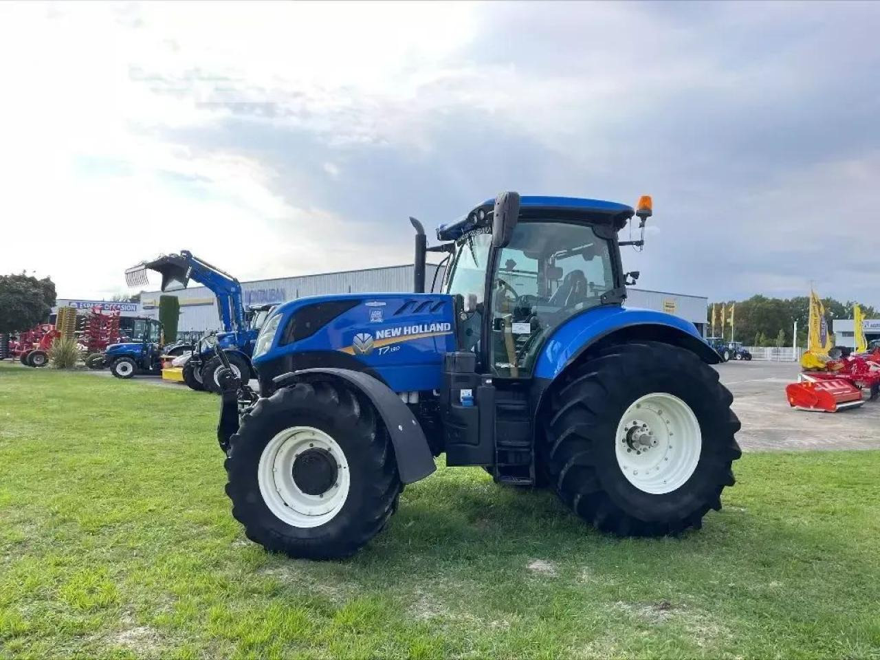 New Holland t7.190 - Traktor: foto 3 New Holland t7.190 - Traktor: foto 3