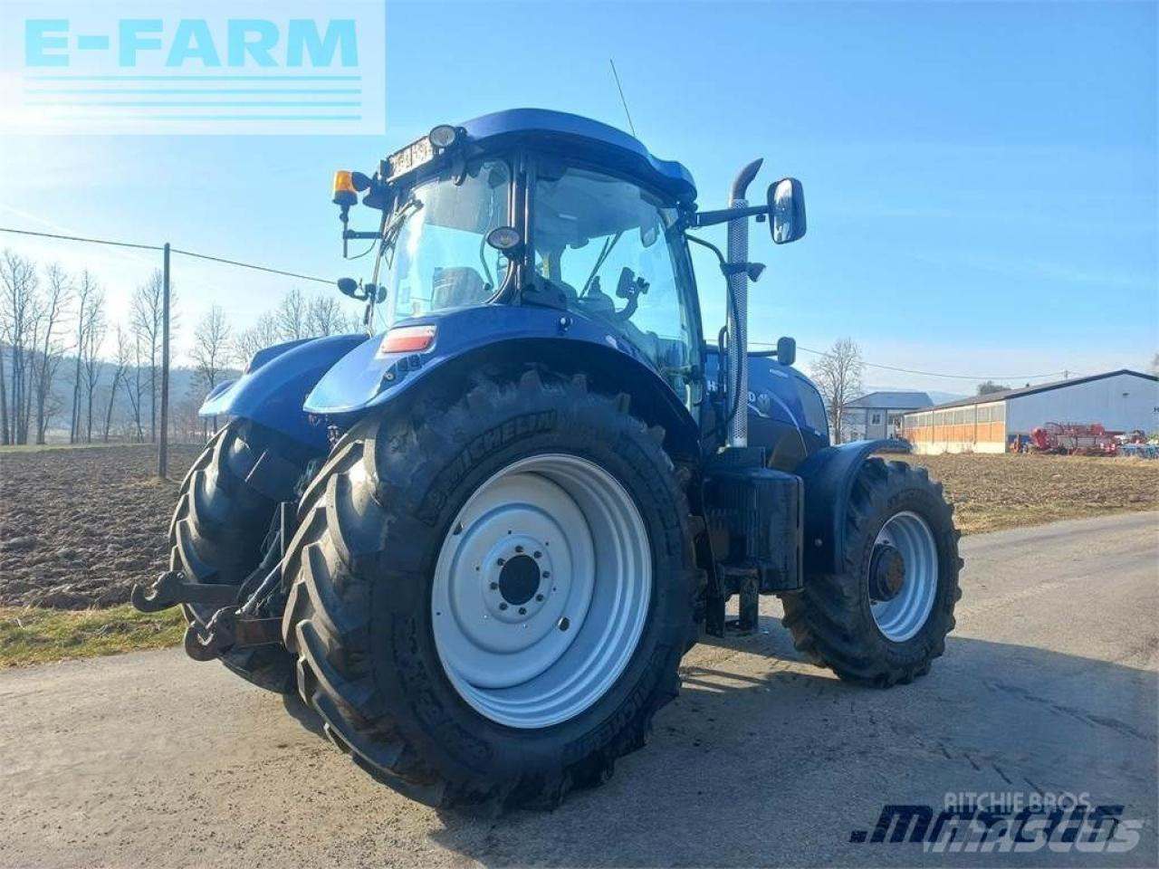 New Holland t7.210 auto command - Traktor: foto 3 New Holland t7.210 auto command - Traktor: foto 3