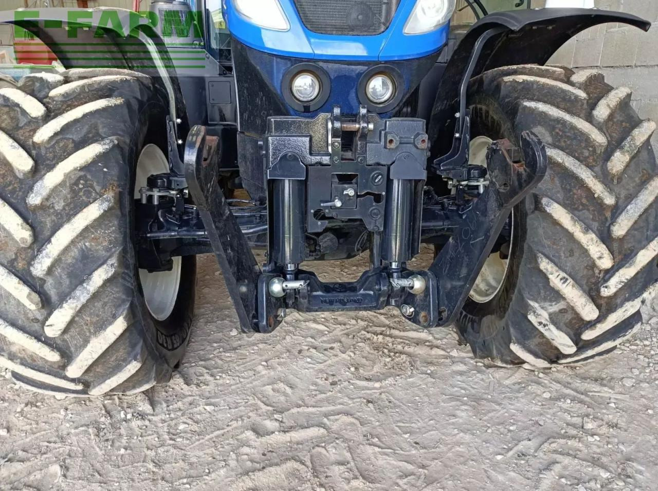 New Holland t7.230 - Traktor: foto 5 New Holland t7.230 - Traktor: foto 5