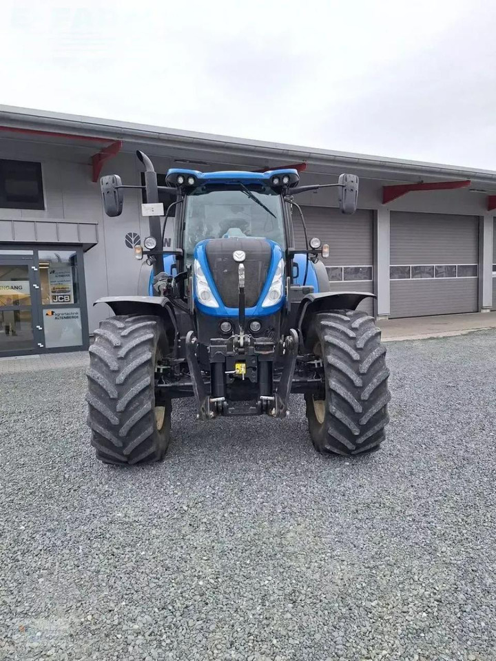 New Holland t7.230 ac - Traktor: foto 3 New Holland t7.230 ac - Traktor: foto 3