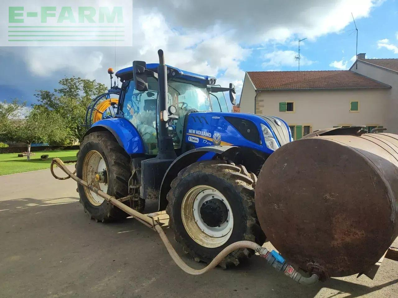 New Holland t7.270 ac - Traktor: foto 3 New Holland t7.270 ac - Traktor: foto 3
