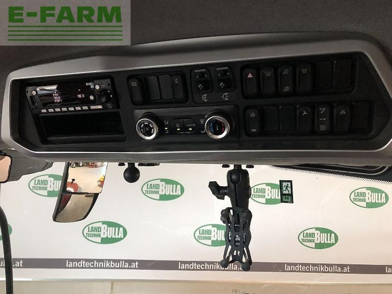 Traktor Steyr 6300 terrus cvt (stage v) CVT: foto 17
