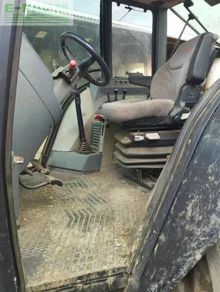 Valtra 8050 hitech HiTech - Traktor: foto 4 Valtra 8050 hitech HiTech - Traktor: foto 4
