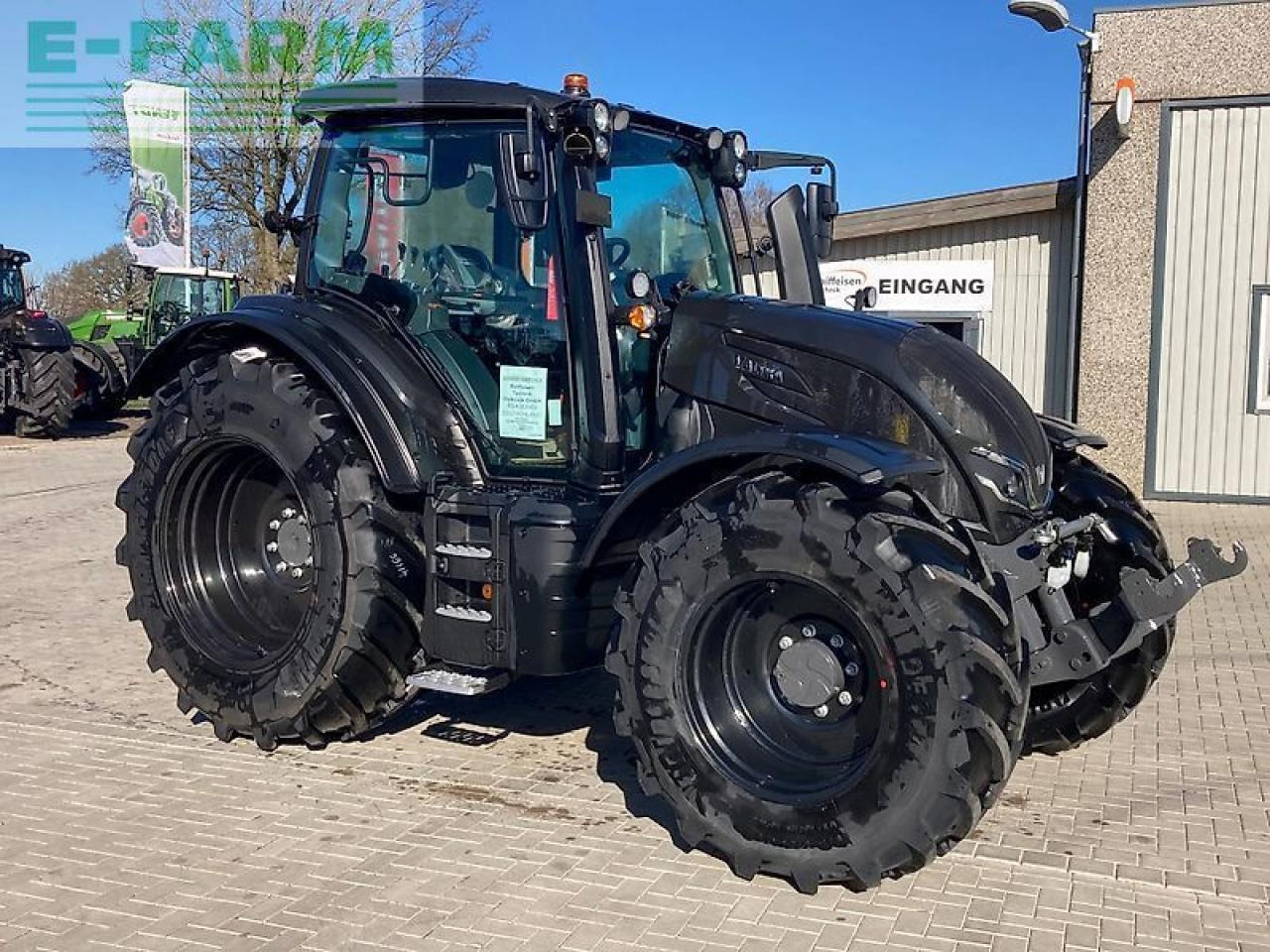 Valtra n 155ea - Traktor: foto 1 Valtra n 155ea - Traktor: foto 1