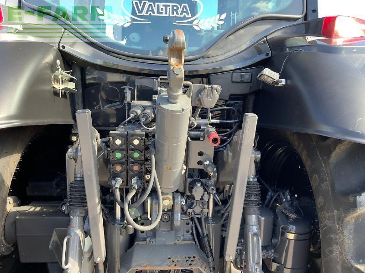 Traktor Valtra n175 active tractor (st24335) Active: foto 17