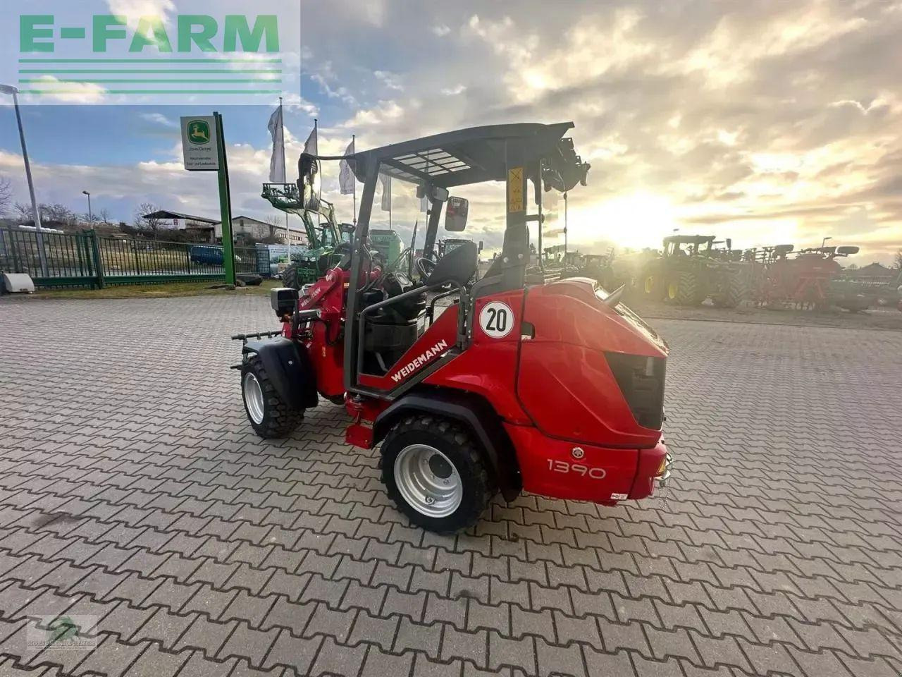 Weidemann 1390 - Fadrom me goma: foto 3 Weidemann 1390 - Fadrom me goma: foto 3