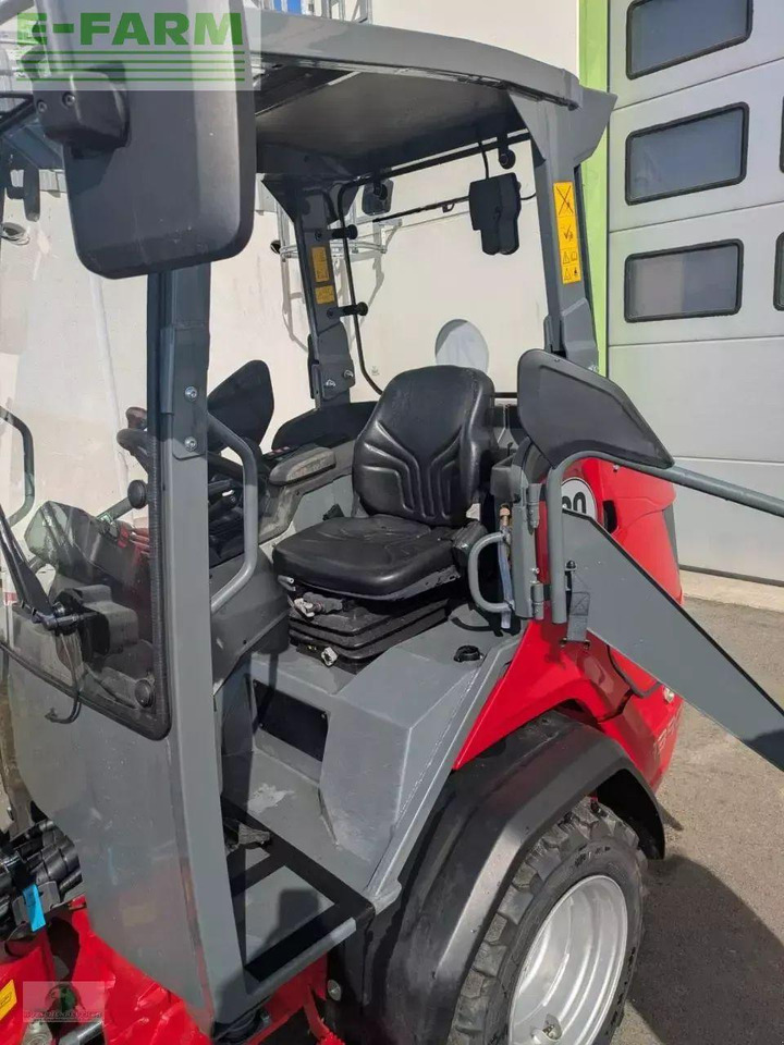 Weidemann 1390 - Fadrom me goma: foto 5 Weidemann 1390 - Fadrom me goma: foto 5