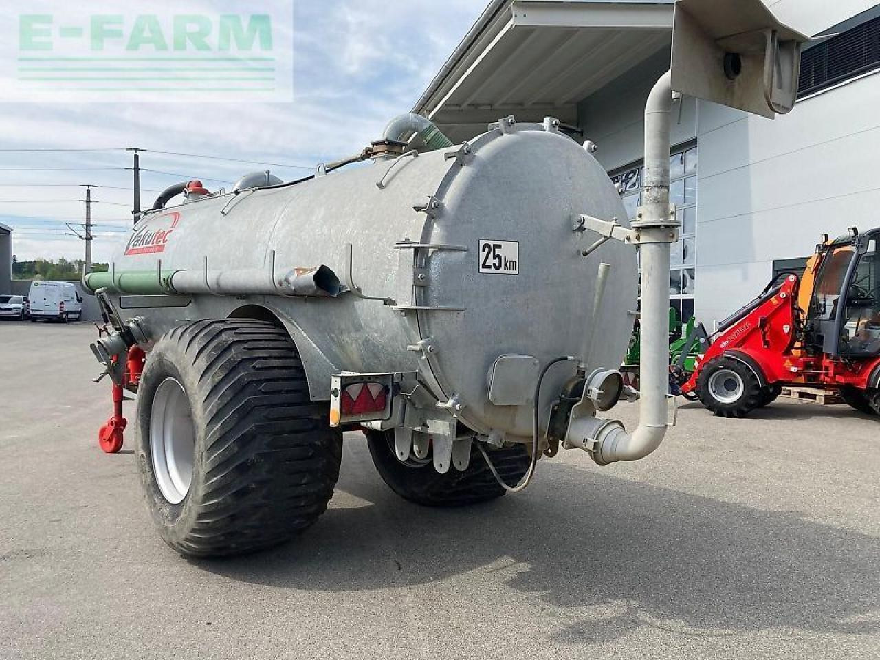 Va-t 8300 - Pajisje plehërimi: foto 4 Va-t 8300 - Pajisje plehërimi: foto 4