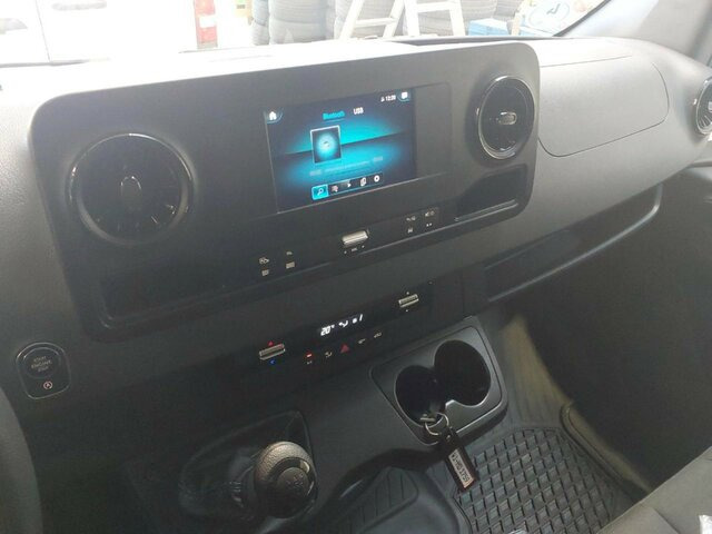 MERCEDES-BENZ Sprinter317CDI Maxi Koffer,LBW,Klima,Kamera... - Kamioncine me kontinier: foto 3 MERCEDES-BENZ Sprinter317CDI Maxi Koffer,LBW,Klima,Kamera... - Kamioncine me kontinier: foto 3