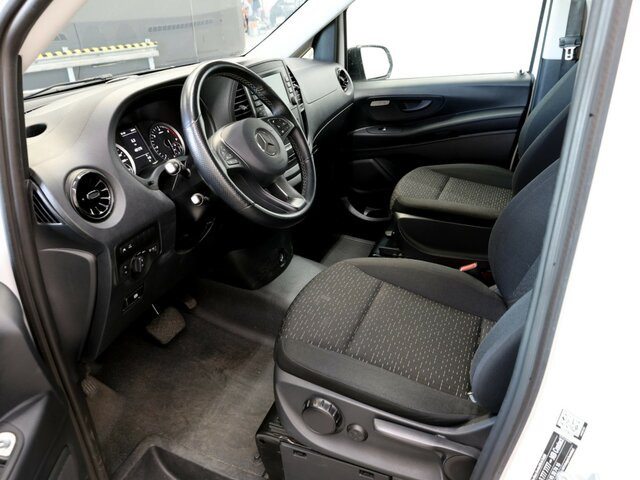 MERCEDES-BENZ Vito 114 TourerPro,Extralang,8Sitzer,Automatik... - Minibus, Furgon pasagjerësh: foto 2 MERCEDES-BENZ Vito 114 TourerPro,Extralang,8Sitzer,Automatik... - Minibus, Furgon pasagjerësh: foto 2
