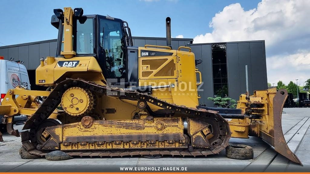 CAT D6N T4 LGP Ripper hydraulische 6-Wege-Verstellung - Buldozer: foto 3 CAT D6N T4 LGP Ripper hydraulische 6-Wege-Verstellung - Buldozer: foto 3