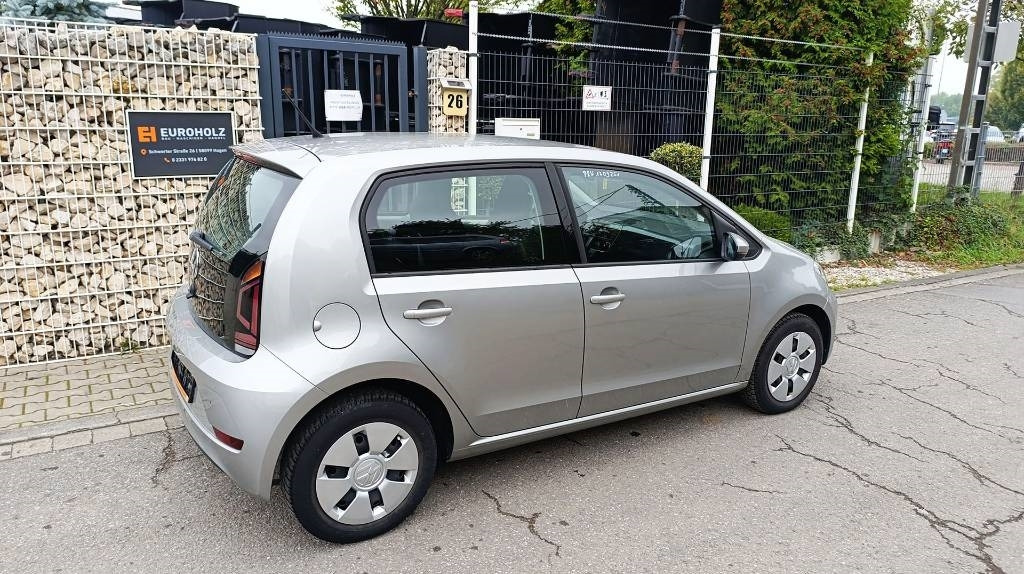 Volkswagen Up 1.0, nur 62tkm, 1. Hand, scheckheftgepflegt - Veturë: foto 5 Volkswagen Up 1.0, nur 62tkm, 1. Hand, scheckheftgepflegt - Veturë: foto 5