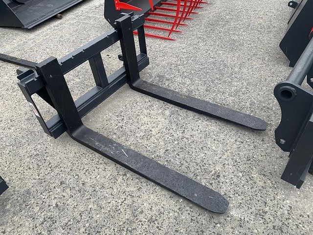 Big Palettengabel 3,5 t mit Euro Aufnahme - Pirunë për Pajisje për trajtimin e materialeve: foto 2 Big Palettengabel 3,5 t mit Euro Aufnahme - Pirunë për Pajisje për trajtimin e materialeve: foto 2