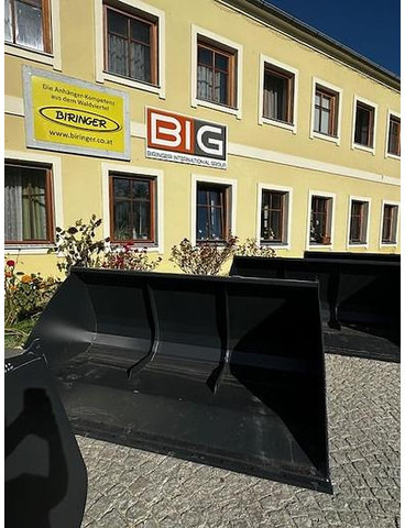 Big Volumenschaufel 240 cm mit Weidemann Aufnahme - Kovë: foto 1 Big Volumenschaufel 240 cm mit Weidemann Aufnahme - Kovë: foto 1