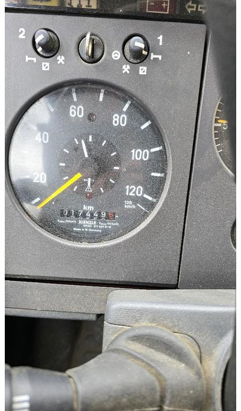 Kamioni Mercedes-Benz 1124 AF Spezialkraftfahrzeug: foto 9