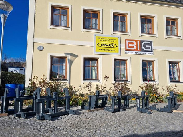 Sonarol JCB, Merlo, Euro Adapter auf Dreipunkt Aufnahme KATII HERBST AKTION!! - Makineri ndërtimi: foto 1 Sonarol JCB, Merlo, Euro Adapter auf Dreipunkt Aufnahme KATII HERBST AKTION!! - Makineri ndërtimi: foto 1