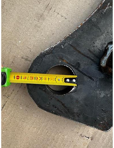 Big Anschweißhaken / Anschweißset / Koppelhaken JCB 520-50 Aufnahme - Pjesë këmbimi: foto 2 Big Anschweißhaken / Anschweißset / Koppelhaken JCB 520-50 Aufnahme - Pjesë këmbimi: foto 2