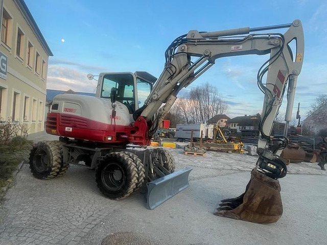 Takeuchi TB295W Mobilbagger - Ekskavator: foto 3 Takeuchi TB295W Mobilbagger - Ekskavator: foto 3