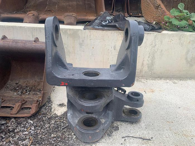 Volvo Stütze / Knickgelenk / Anbaubock passend zu Volvo ECR88 - Ekskavator: foto 4 Volvo Stütze / Knickgelenk / Anbaubock passend zu Volvo ECR88 - Ekskavator: foto 4