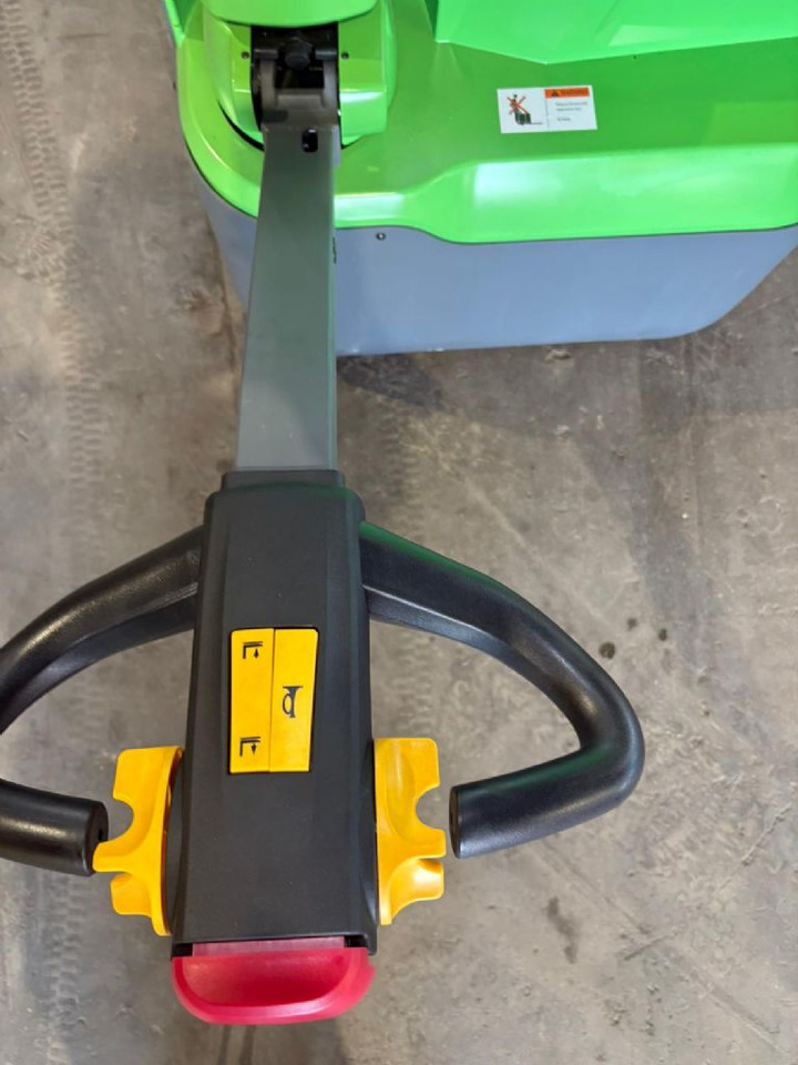 Osaka CDD12R-EN - Stivosës: foto 5 Osaka CDD12R-EN - Stivosës: foto 5